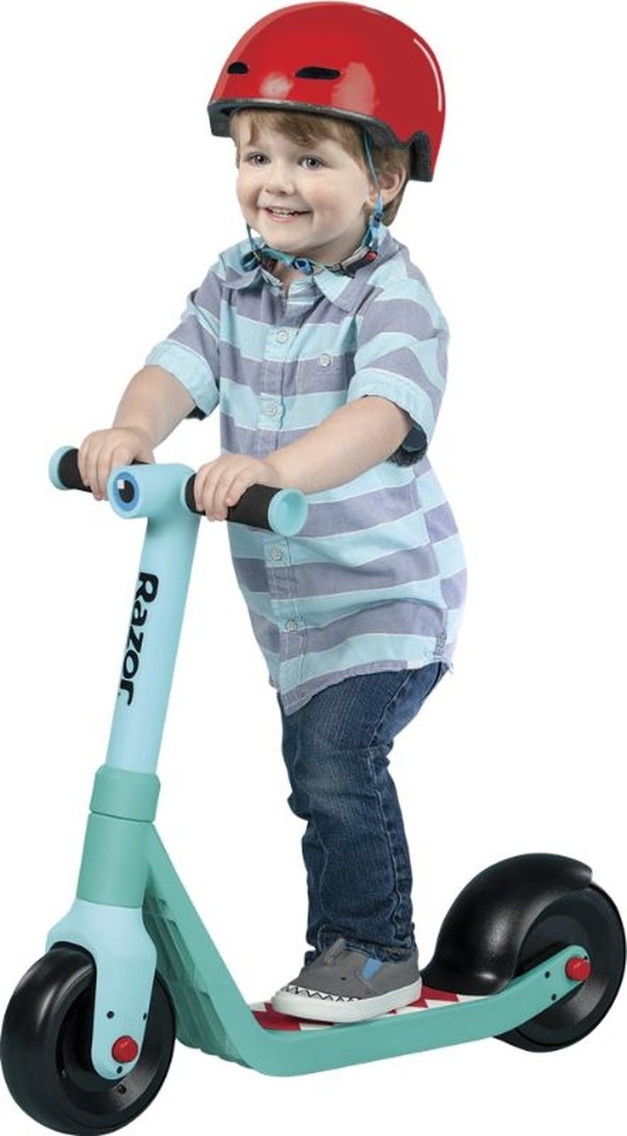 Razor Wild Ones Junior Scooter Shark
