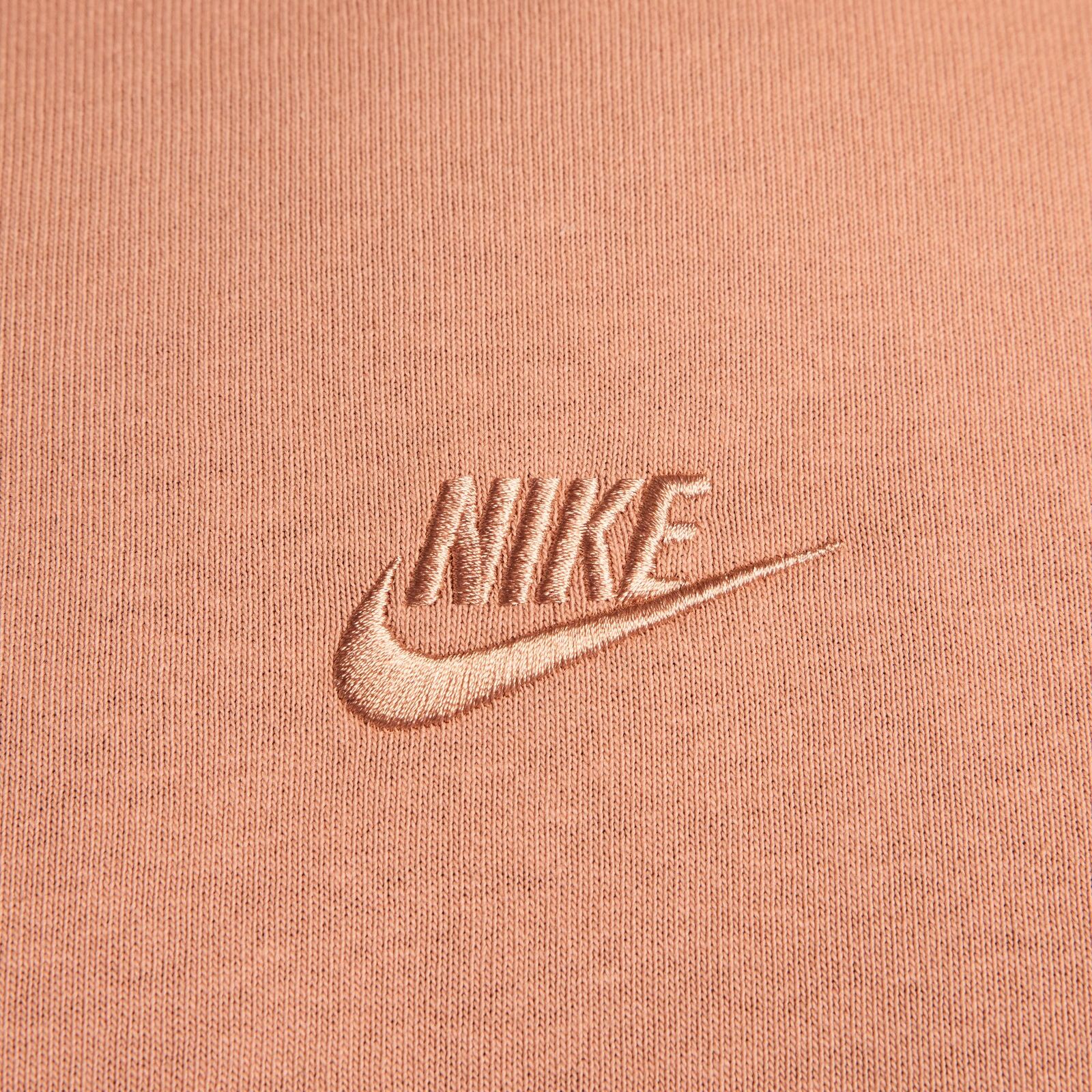 Nike SB Tee NSW Premium Essentials Sustainable Amber Brown - Picture 7 of 8