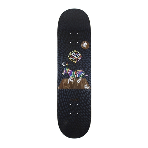 Magenta Deck Perception Soy 8.25